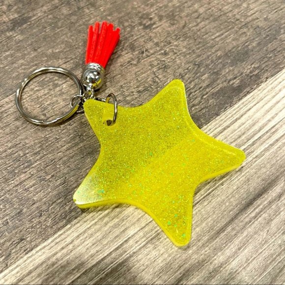 Handmade Star Keychain - Picture 1 of 2